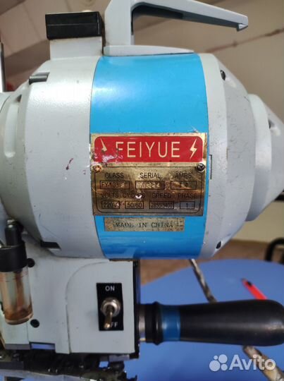 Сабельный раскройный нож