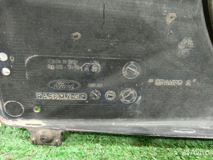 Вентилятор охлаждения радиатора Ford Mondeo