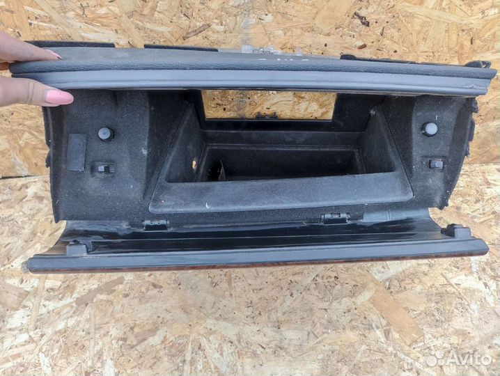 Бардачок BMW E71