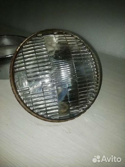 Ретро. Рассеиватели. Фары газ-21