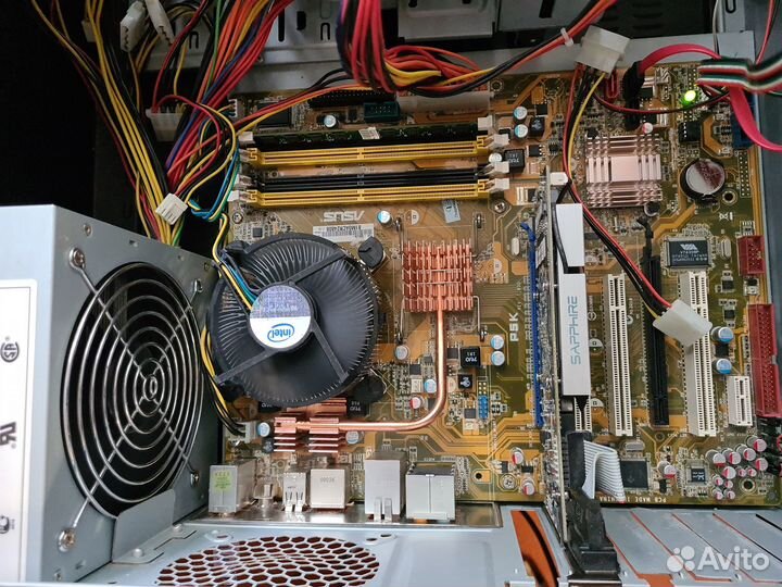 Материнка и 2 Ядра S775