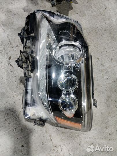 Lexus GX460 Фары передние