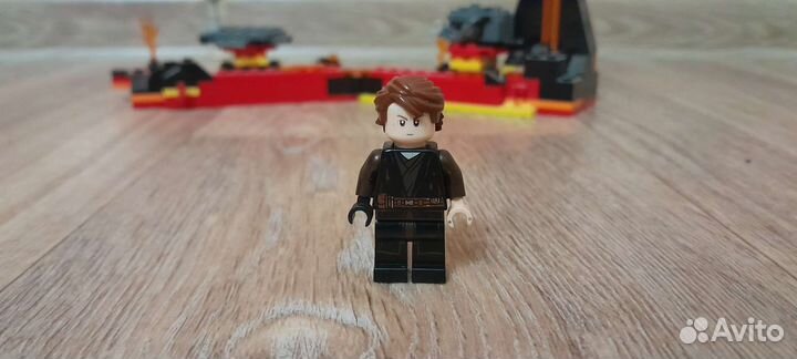 Lego Star Wars 75269 Бой на Мустафаре