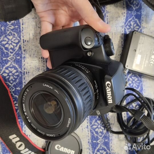 Зеркальный фотоаппарат canon