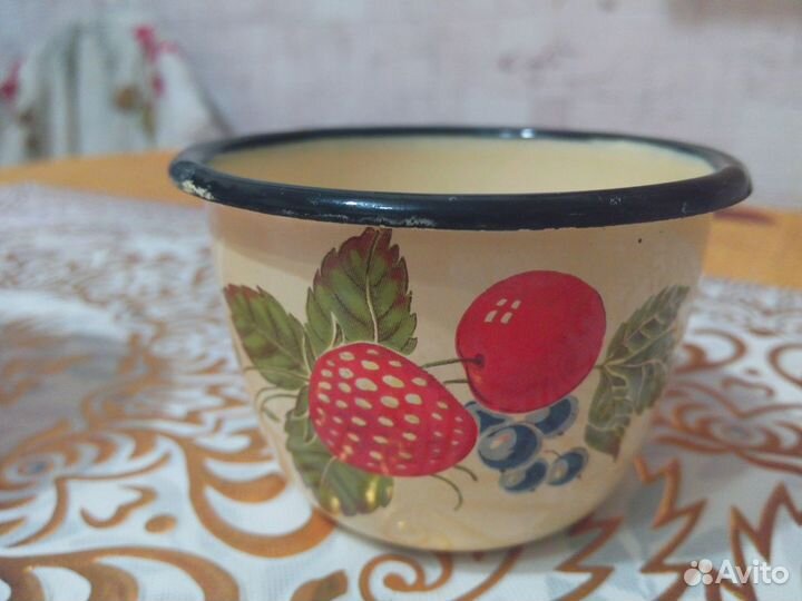 Кружки эмалированные маленькие для детей