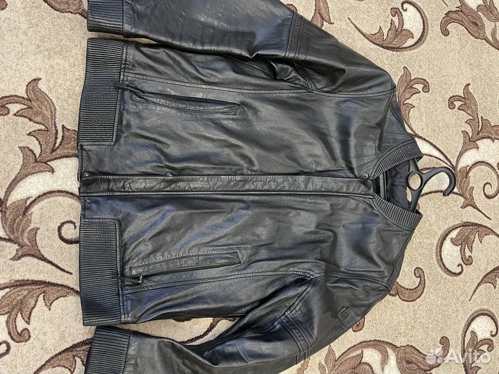 Кожаная куртка