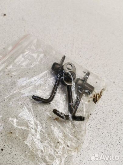 Форсунка масляная Toyota Noah ZRR70G 3zrfe