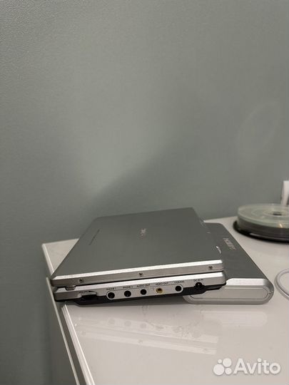 Портативный dvd плеер philips