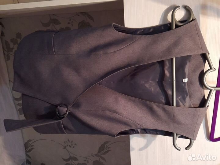 Жилет для девочки рост 152 размер 38