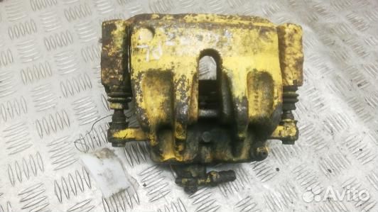 Суппорт тормозной передний левый land rover discov