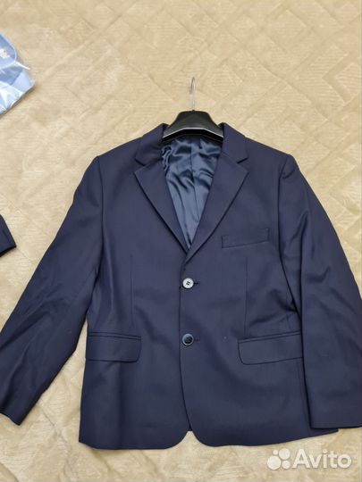 Костюм новый