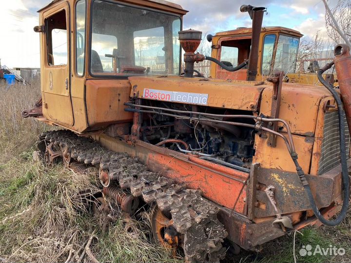 Трактор ВгТЗ ДТ-75, 1985