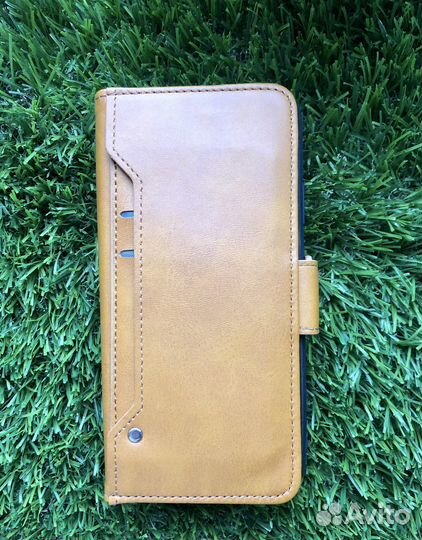 Кожаный чехол-книжка для iPhone