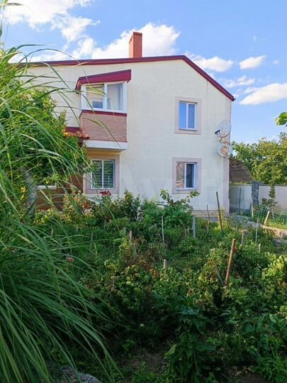 Дом 178 м² на участке 7 сот.