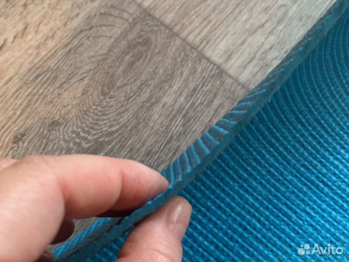 Коврик для йоги и фитнеса