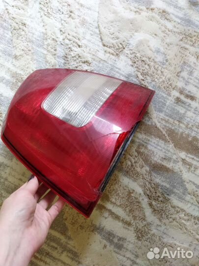 Автомобильная фара