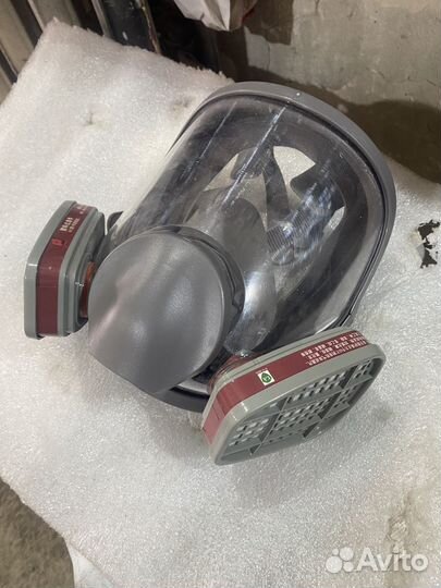 Маска полнолицева с фильтрами