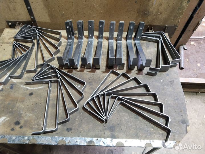 Держатель для полок