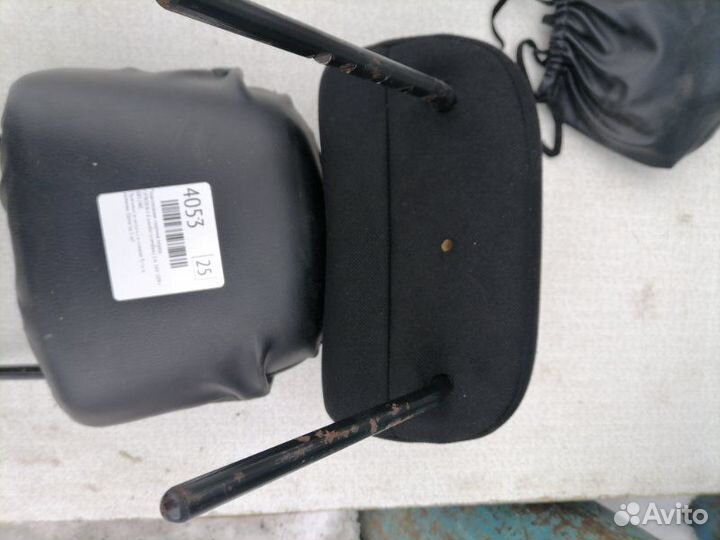 Подголовник сиденья передний Citroen C4 комби