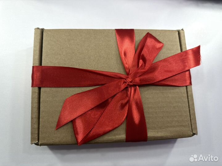 Подарочный бьюти бокс с косметикой