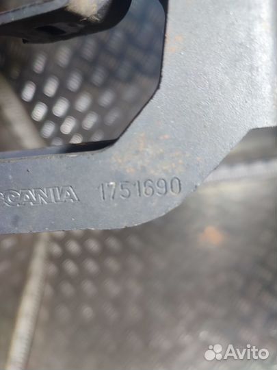 Кронштейн крепления электропроводки Scania 1751690