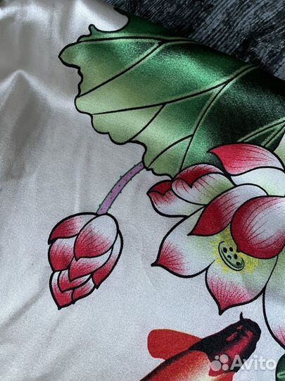 Халат женский шелковый новый