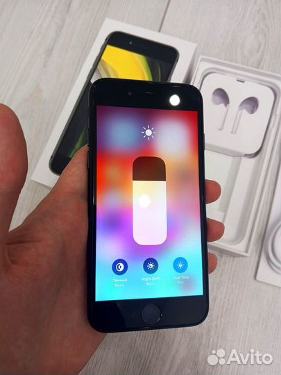 iPhone SE (2020), 64 ГБ