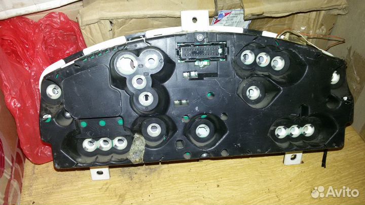 Ниссан микра К 11 панель приборов