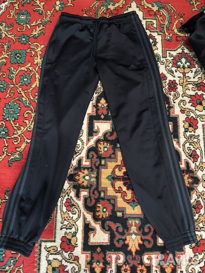 Спортивный костюм adidas