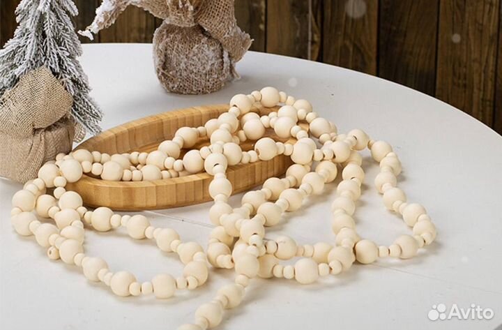 Деревянные бусы на елку