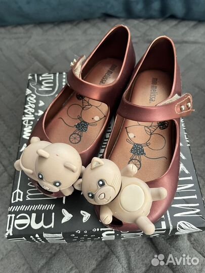 Туфельки для девочки
