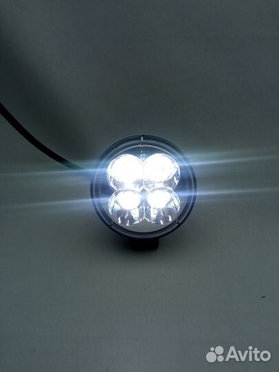 Фонарь LED W002-12W