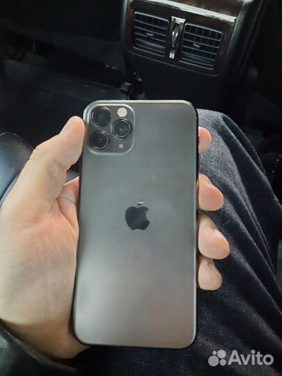 iPhone 11 Pro, 64 ГБ