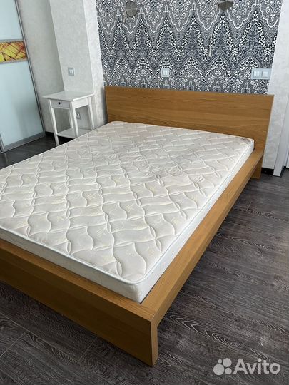 Кровать двухспальная IKEA мальм 160*200