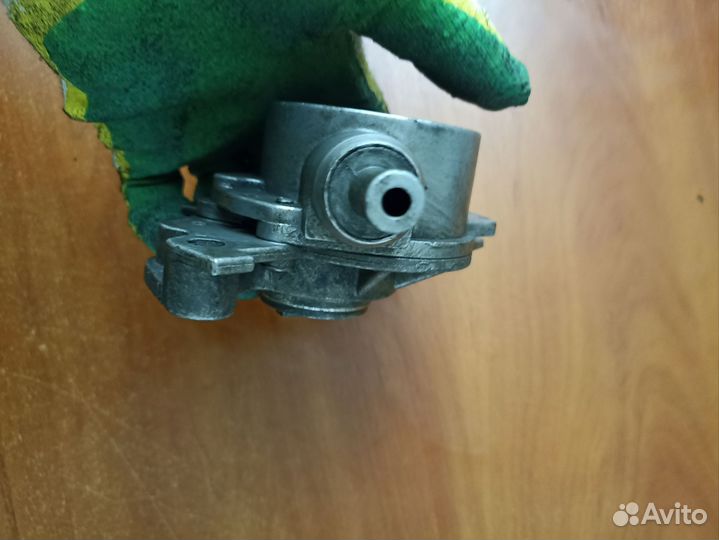 Насос вакуумный vw 038145101b