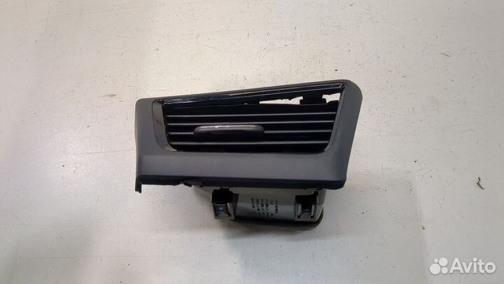 Дефлектор обдува салона левый Nissan Leaf 2017, 2020