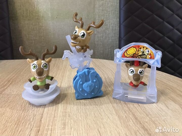 Игрушки из Kinder maxi Новогодние