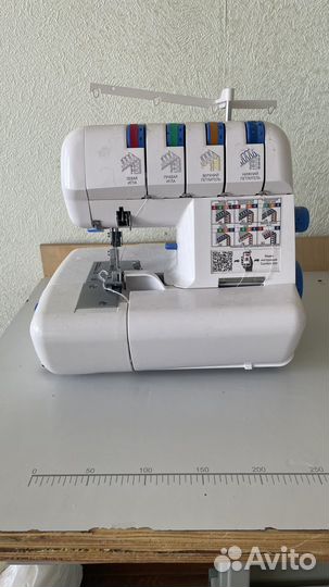 Оверлок comfort 550