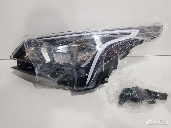 Фара левая Kia Rio 4 рест новая аналог