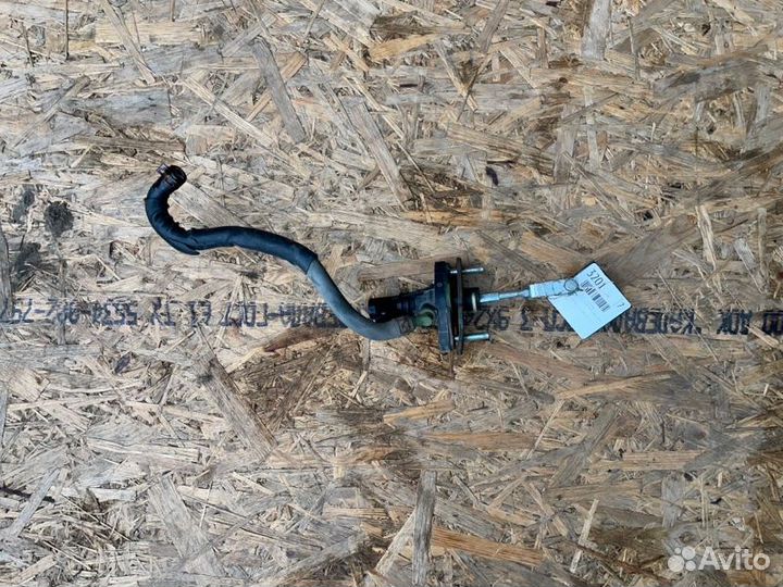 Главный цилиндр сцепления Toyota Avensis универсал