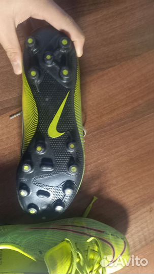 Футбольные бутсы nike mercurial