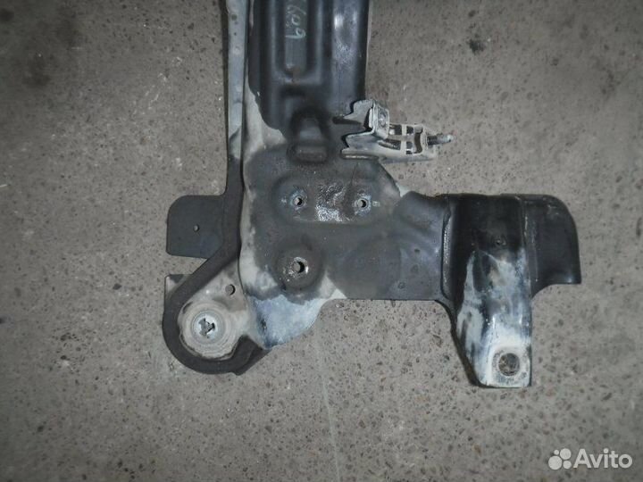 Подрамник передний Chevrolet Lacetti F16D3 2008