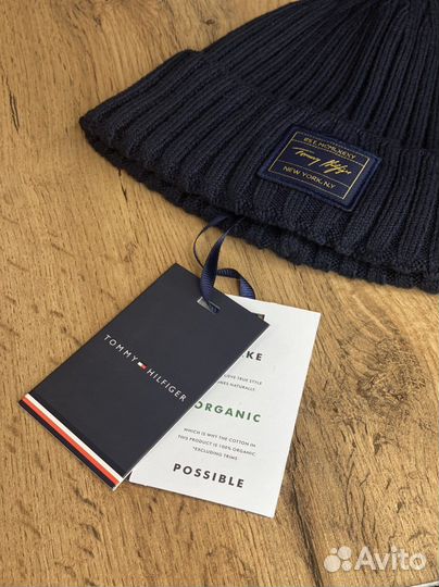 Шапка T O M M Y H I L F I G E R