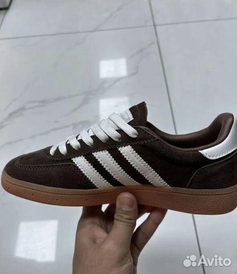 Кроссовки adidas spezial