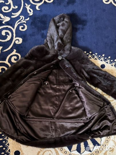 Продаю норковую шубу Очень в хорошем состоянии