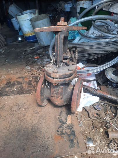 Задвижка чугунная