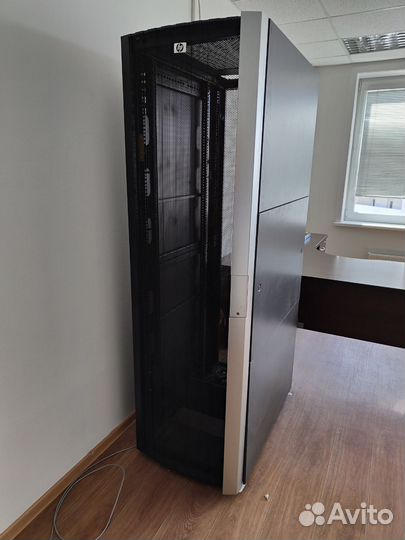 Продам шкаф серверный HP 42U