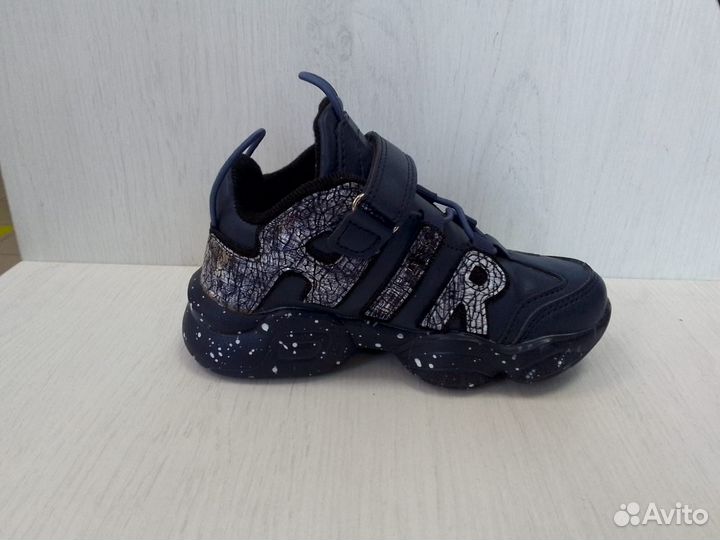 Кроссовки для девочки р.27 синий демисезон