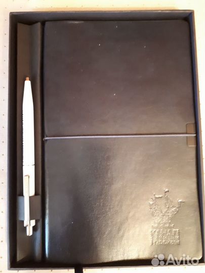 Бизнес папка. Подарочные наборы. Ежедневники