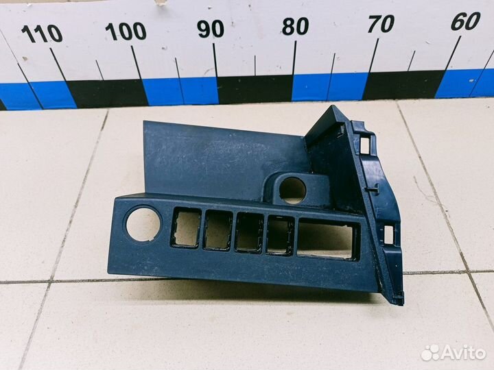 Накладка (кузов внутри) RAV 4 2013